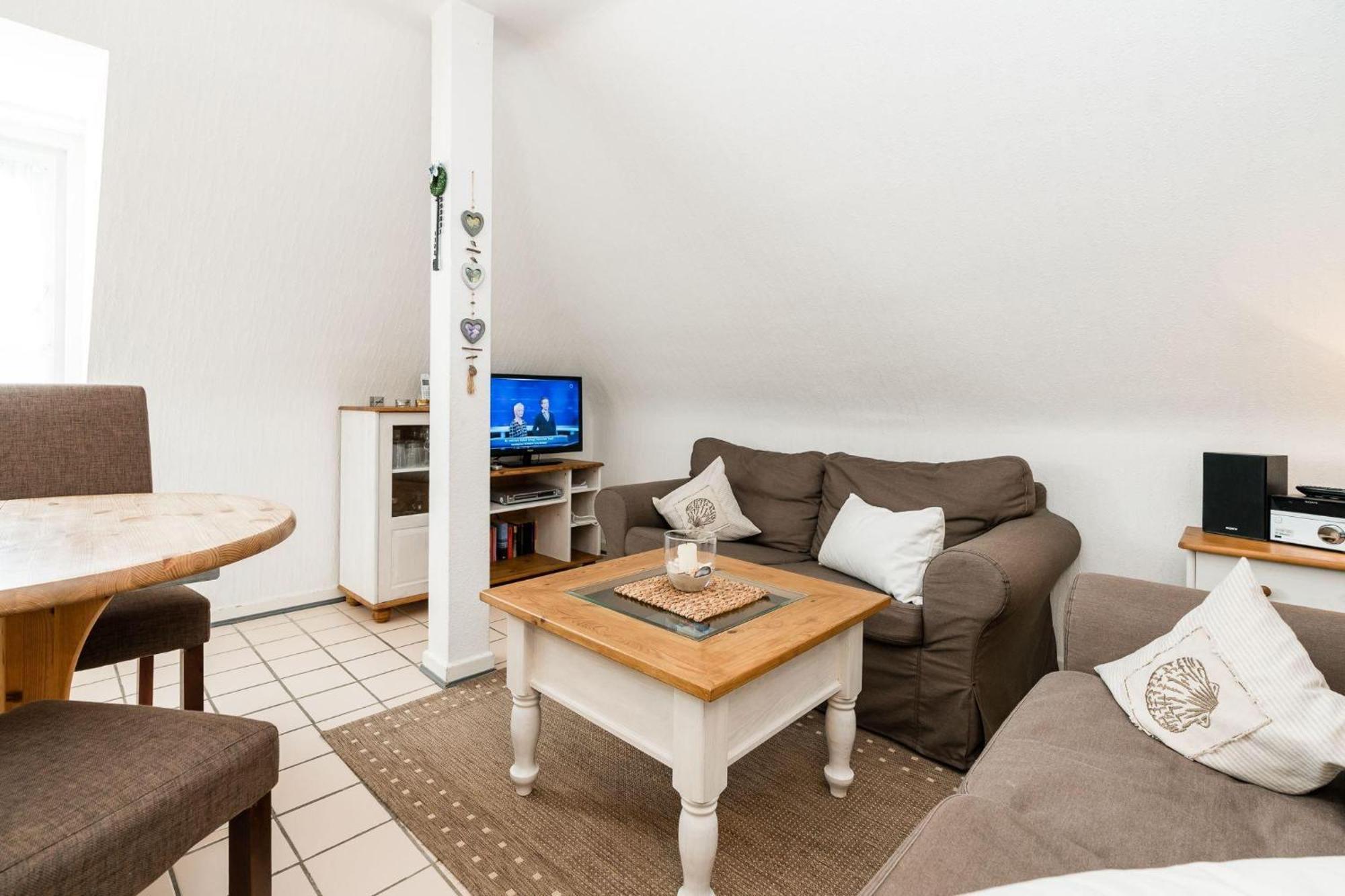 Haus-marell-1-og-wohnung-1-ost Apartment Wenningstedt-Braderup
